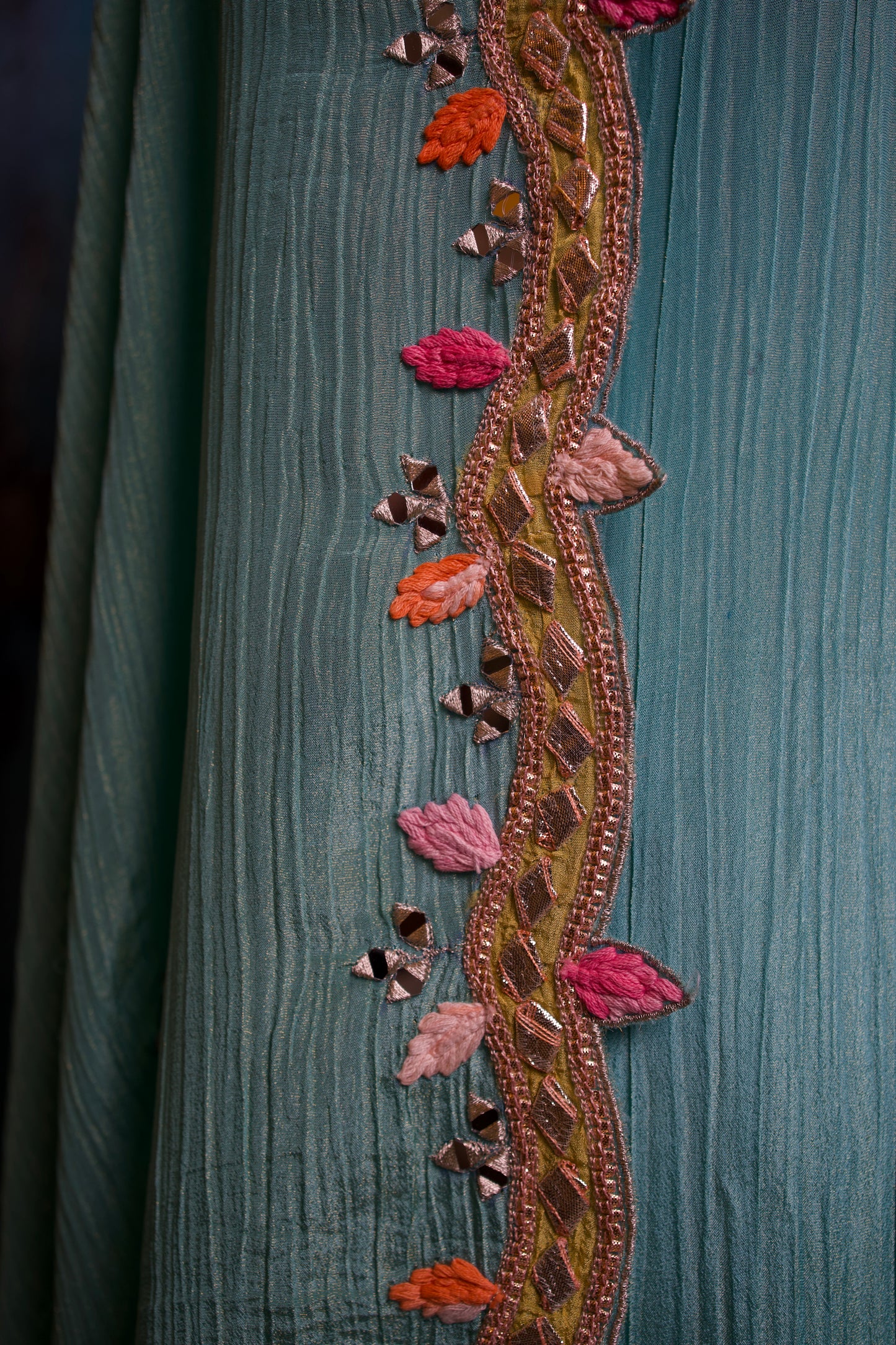 CRUSH TISSUE SILK WITH GOTA PATTI AND MIRROR