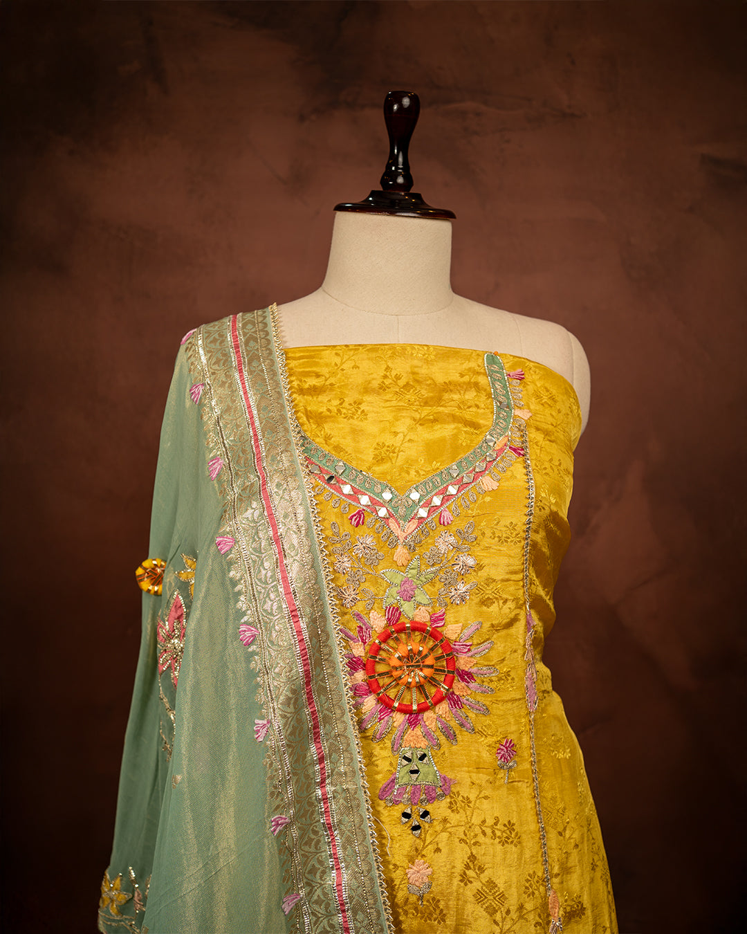 🌟 Radiate Elegance in Yellow and Blue 🌟